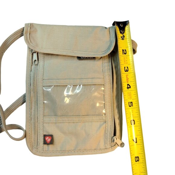 Lewis N Clark Passport Holder RFID Blocking Travel Pouch Accessory Bag - Picture 4 of 6